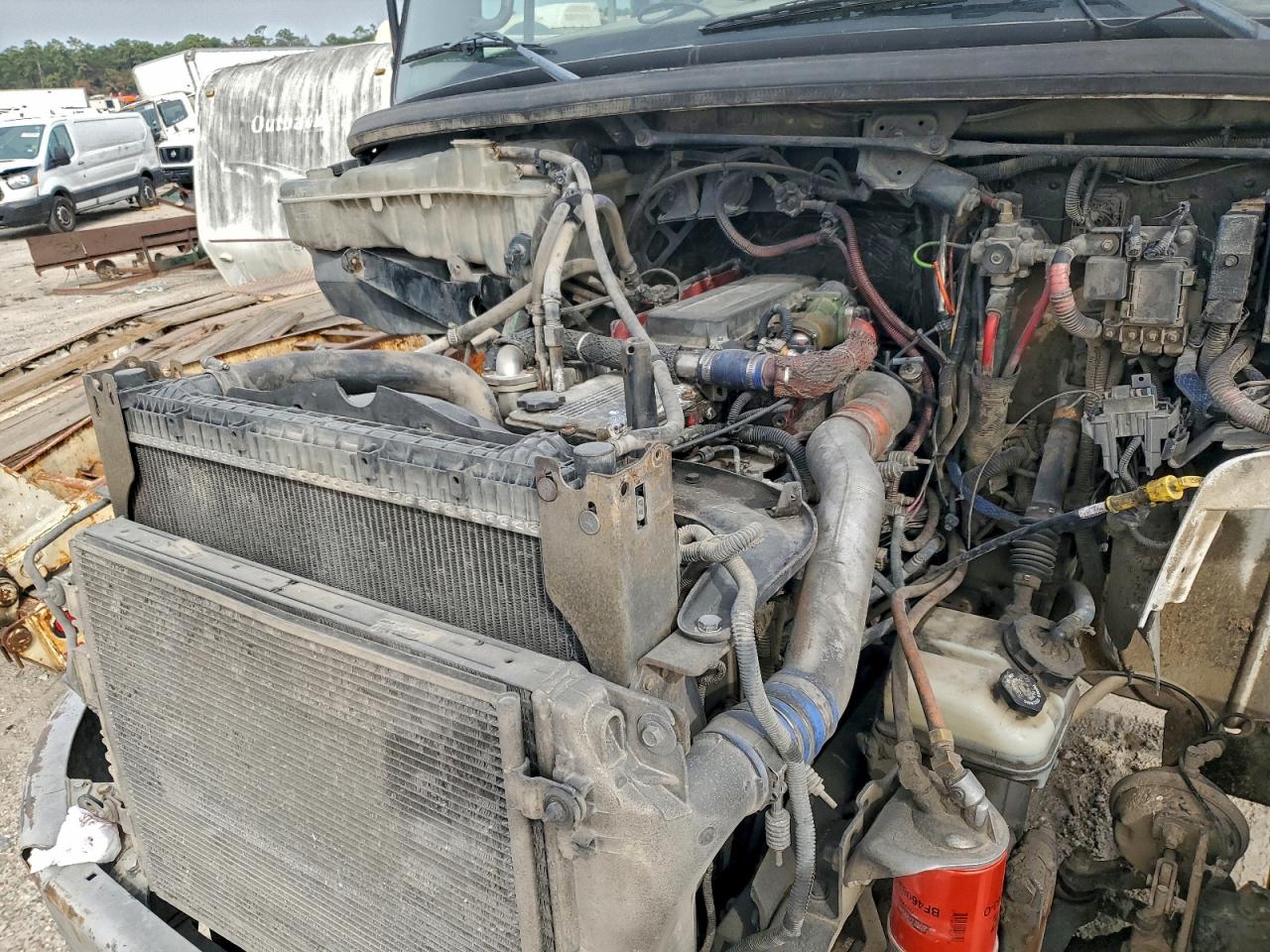 2011 FREIGHTLINER BUSINESS CLASS M2 TRUCK CAB ANDCHASSIS photo 7