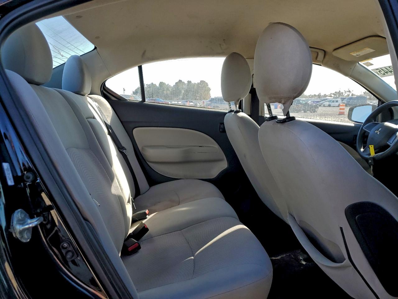 2017 MITSUBISHI MIRAGE G4 ES photo 10