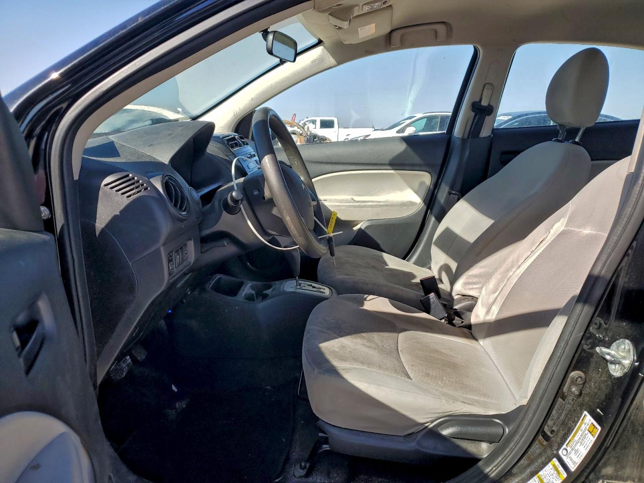2017 MITSUBISHI MIRAGE G4 ES photo 7