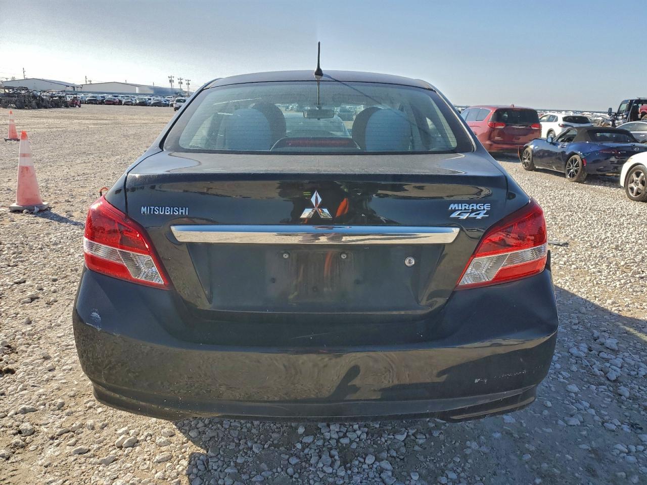 2017 MITSUBISHI MIRAGE G4 ES photo 6