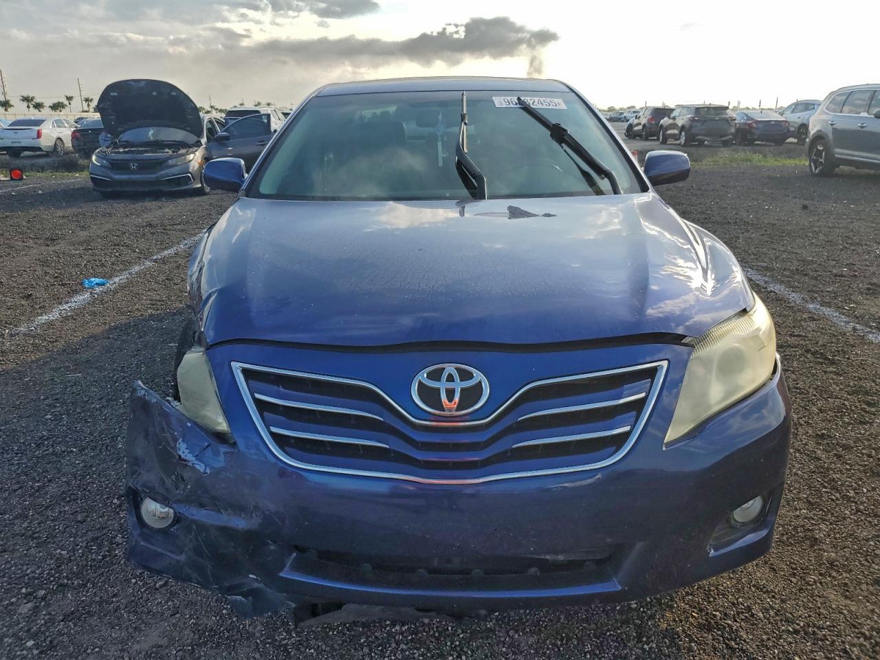 2011 TOYOTA CAMRY BASE photo 5