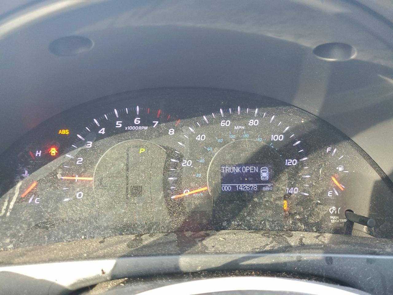 2011 TOYOTA CAMRY BASE photo 9