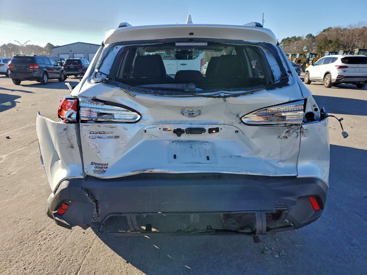 2024 TOYOTA COROLLA CROSS LE photo 11