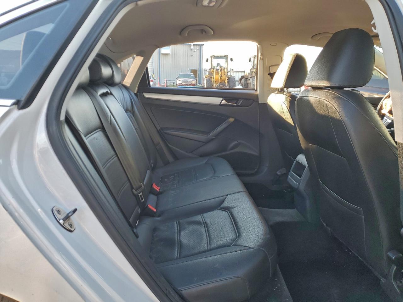 2012 VOLKSWAGEN PASSAT SE photo 19