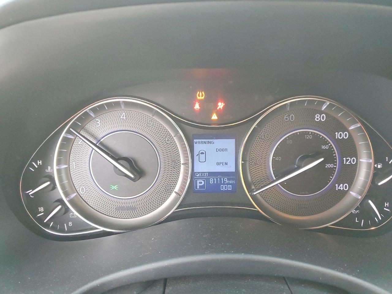 2017 INFINITI QX80 BASE photo 9