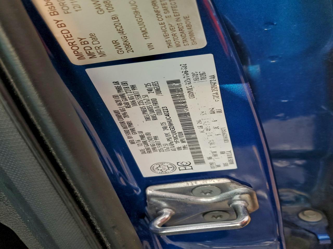 2017 FORD ESCAPE SE photo 13