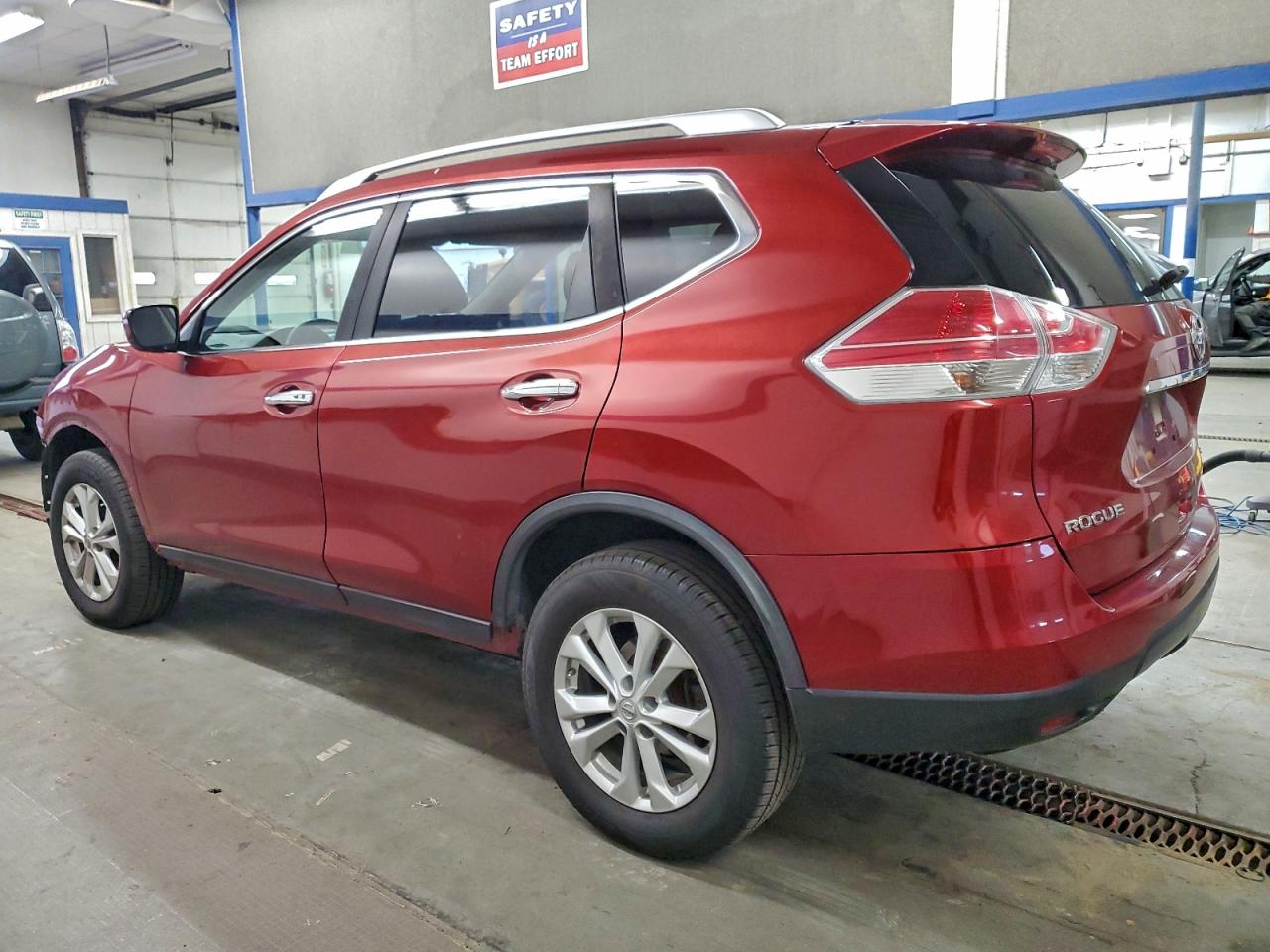 2016 NISSAN ROGUE S photo 4