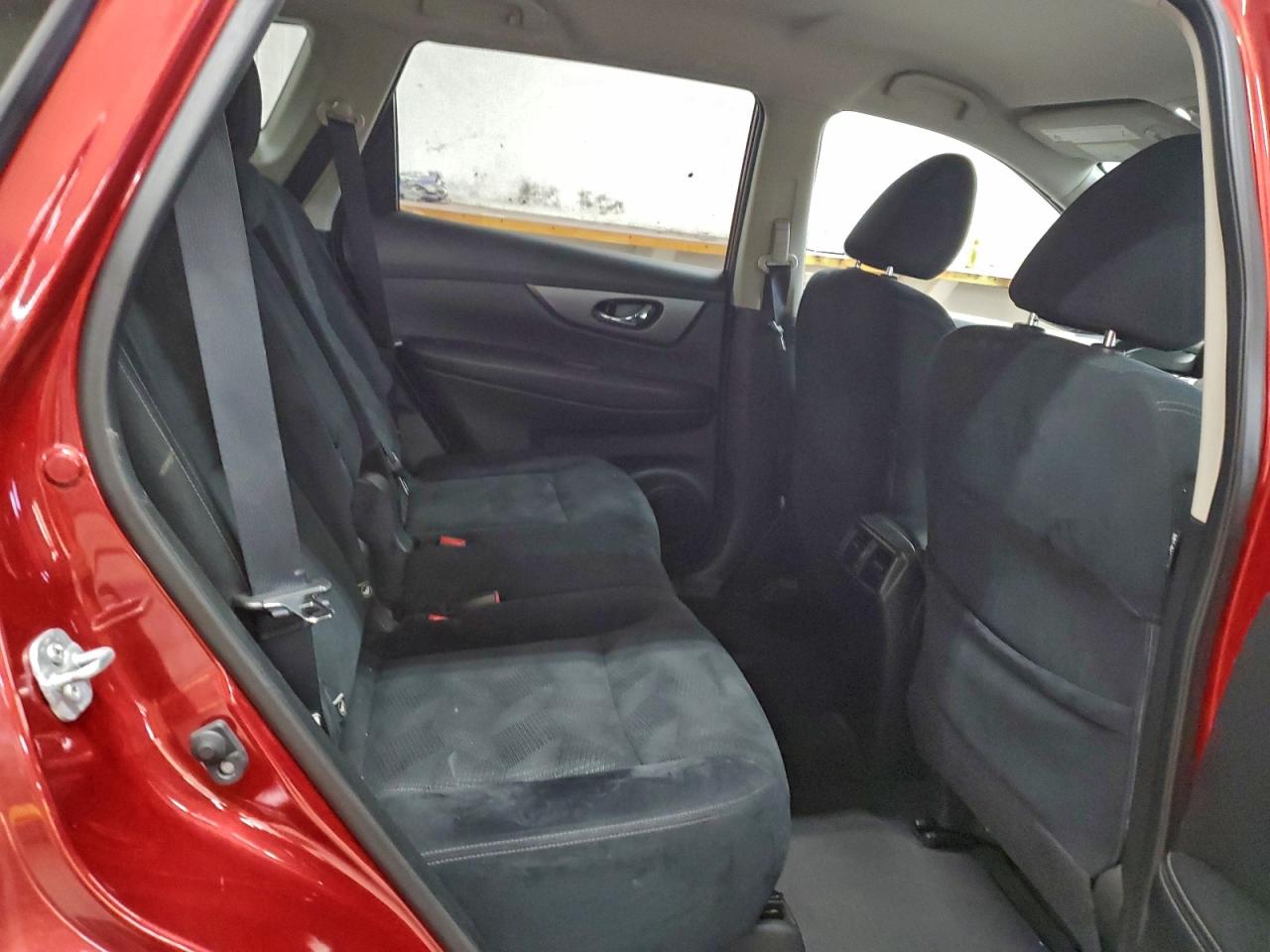 2016 NISSAN ROGUE S photo 31