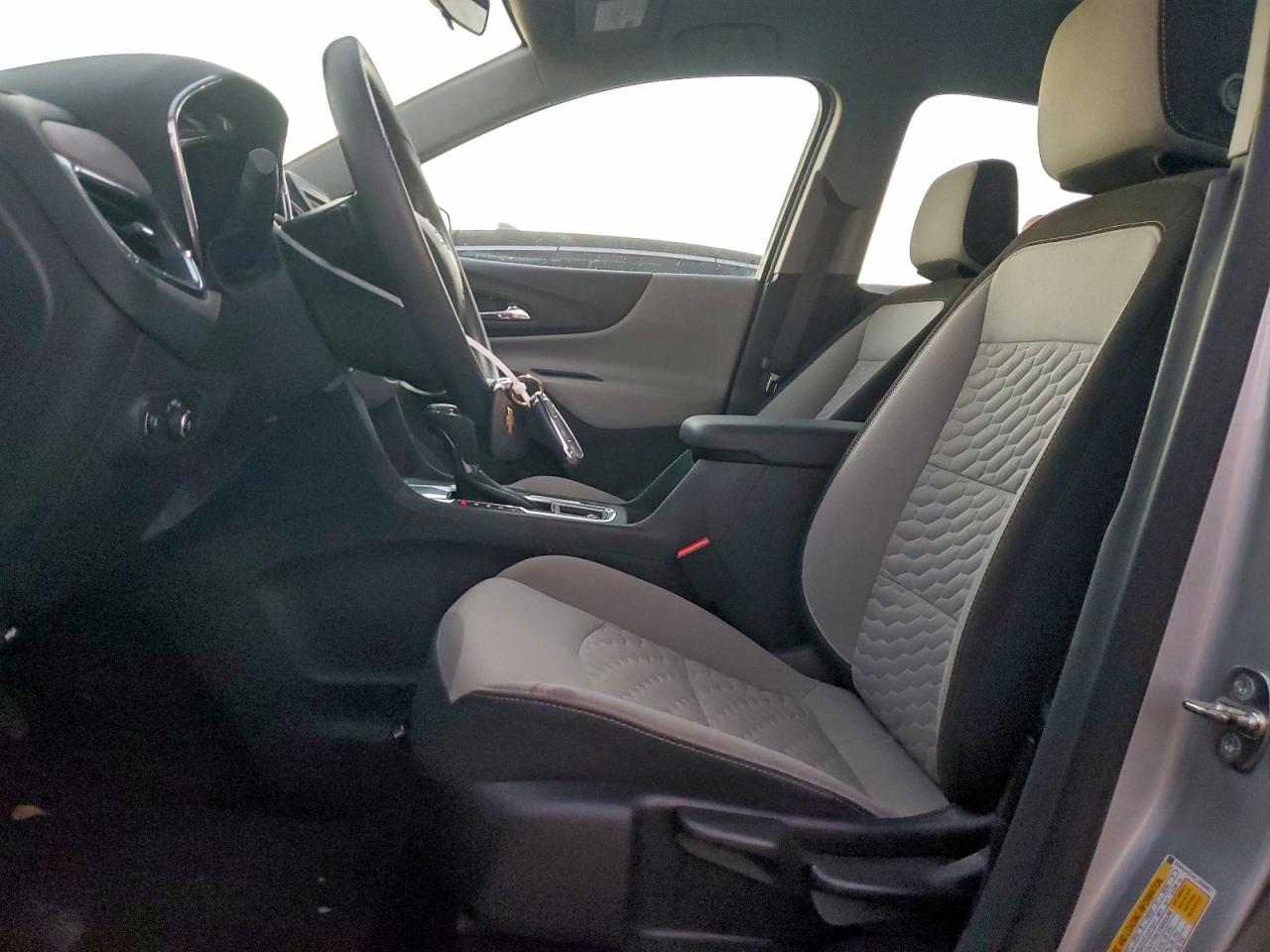2020 CHEVROLET EQUINOX LS photo 7