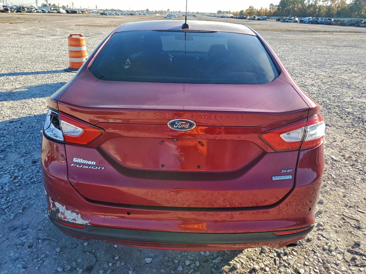 2016 FORD FUSION SE photo 6