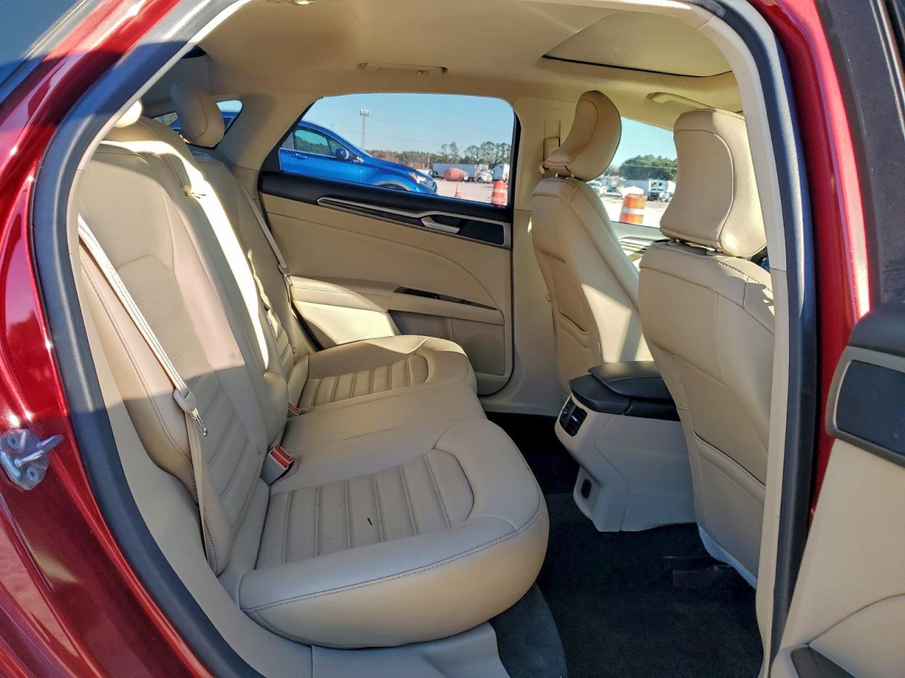 2016 FORD FUSION SE photo 10