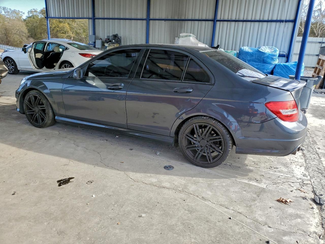 2013 MERCEDES-BENZ C 250 photo 2