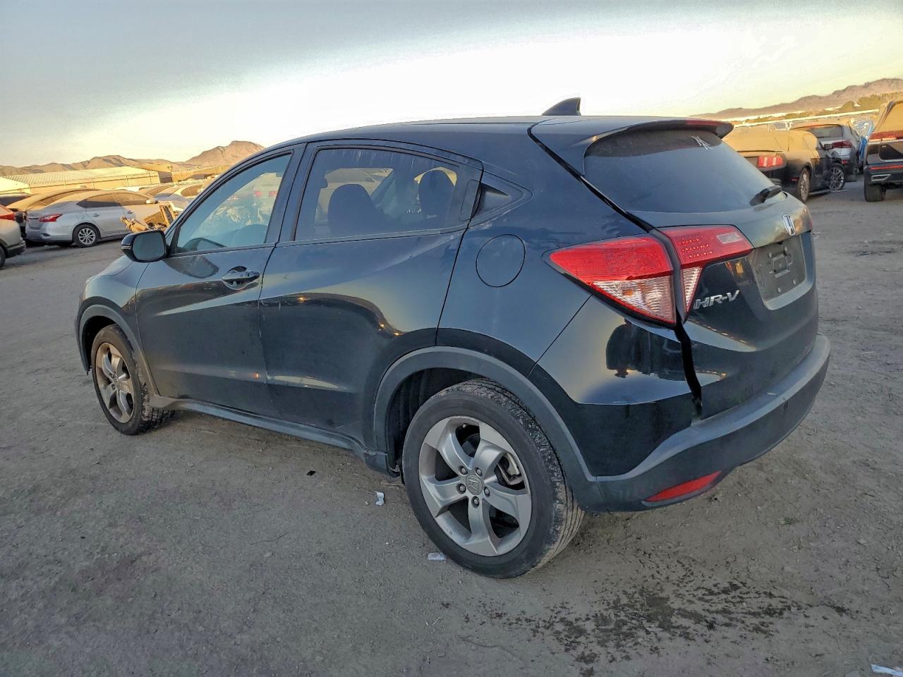2016 HONDA HR-V EX photo 2