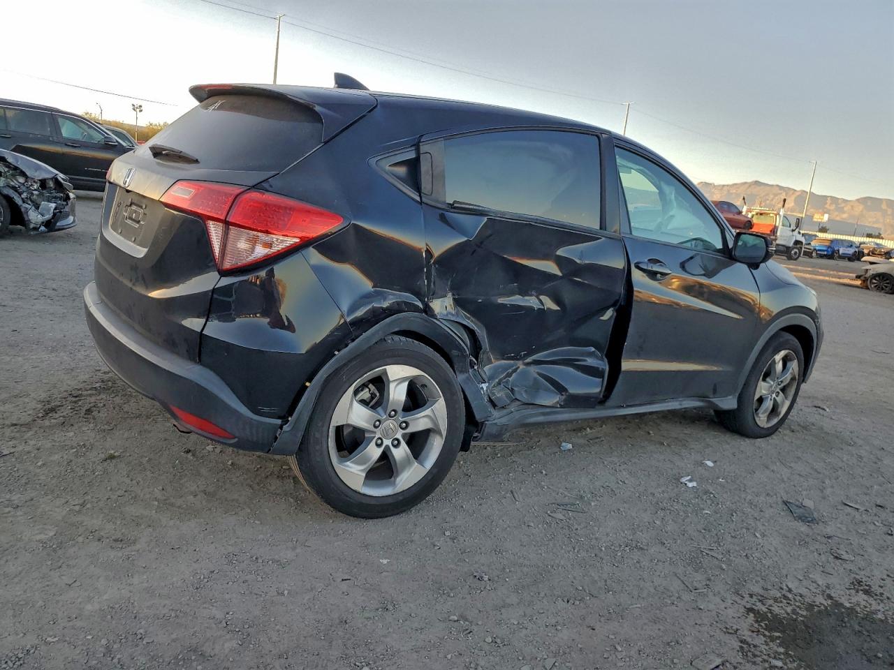 2016 HONDA HR-V EX photo 3