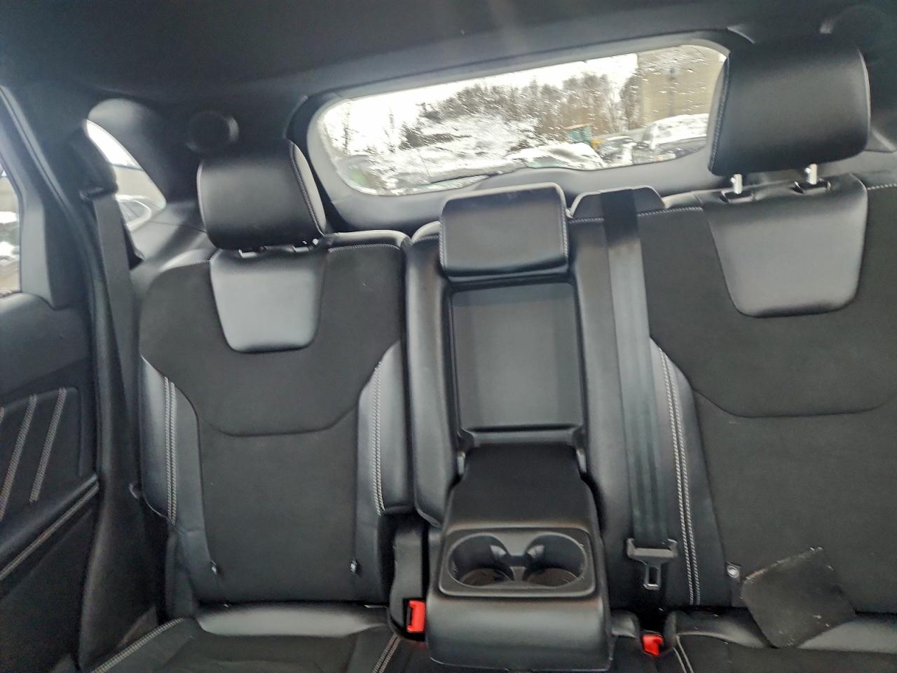 2024 FORD EDGE ST photo 10