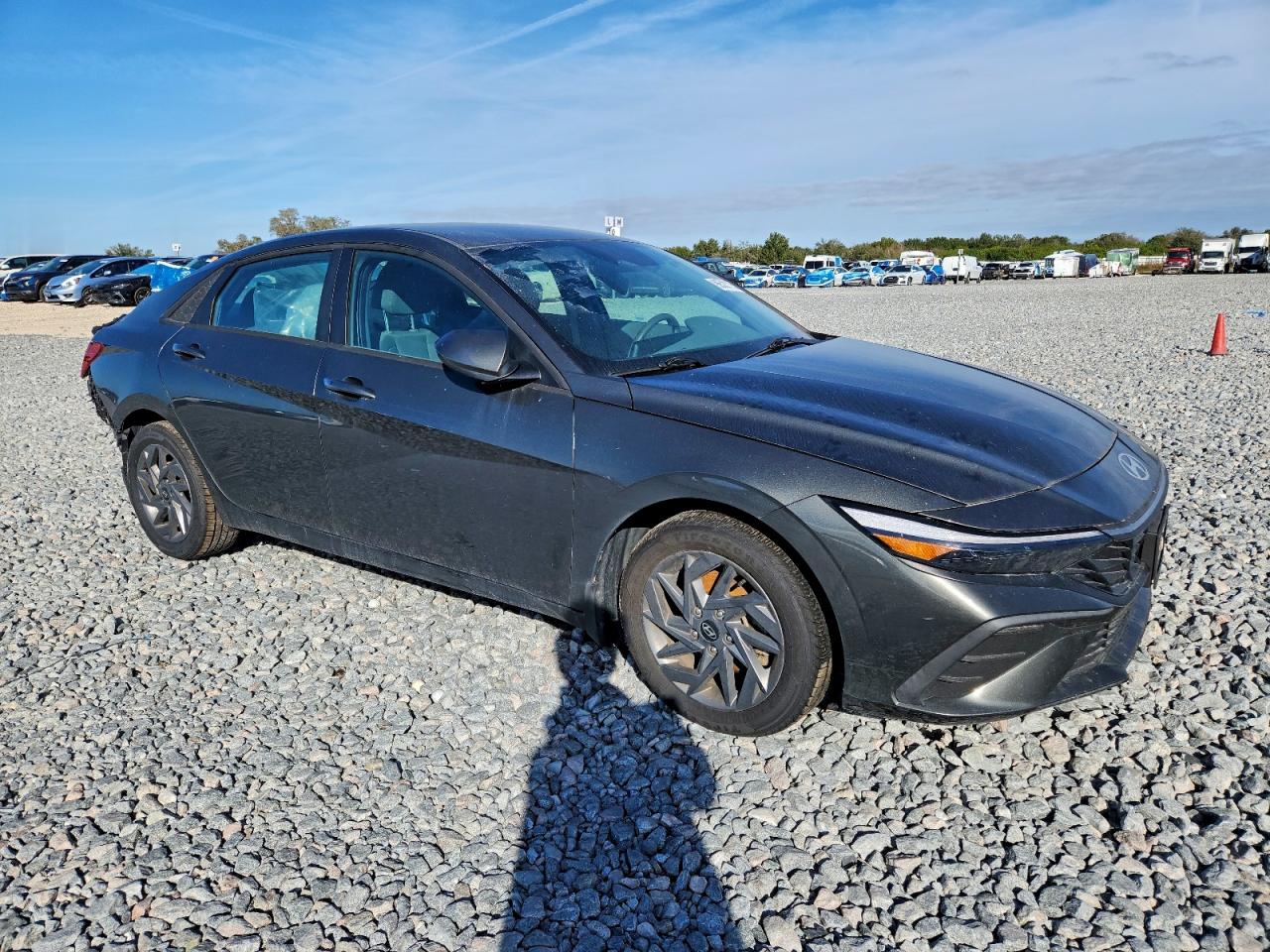 2024 HYUNDAI ELANTRA SEL photo 4