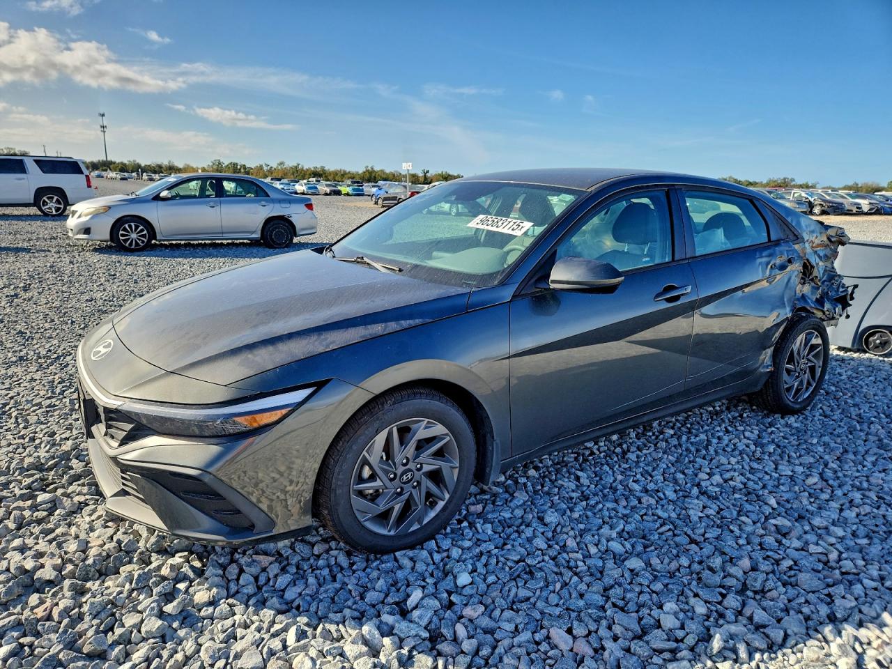 2024 HYUNDAI ELANTRA