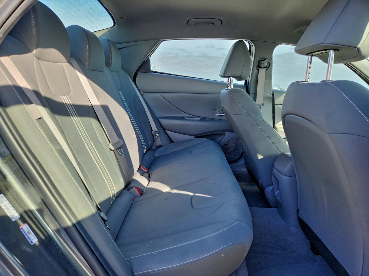 2024 HYUNDAI ELANTRA SEL photo 10