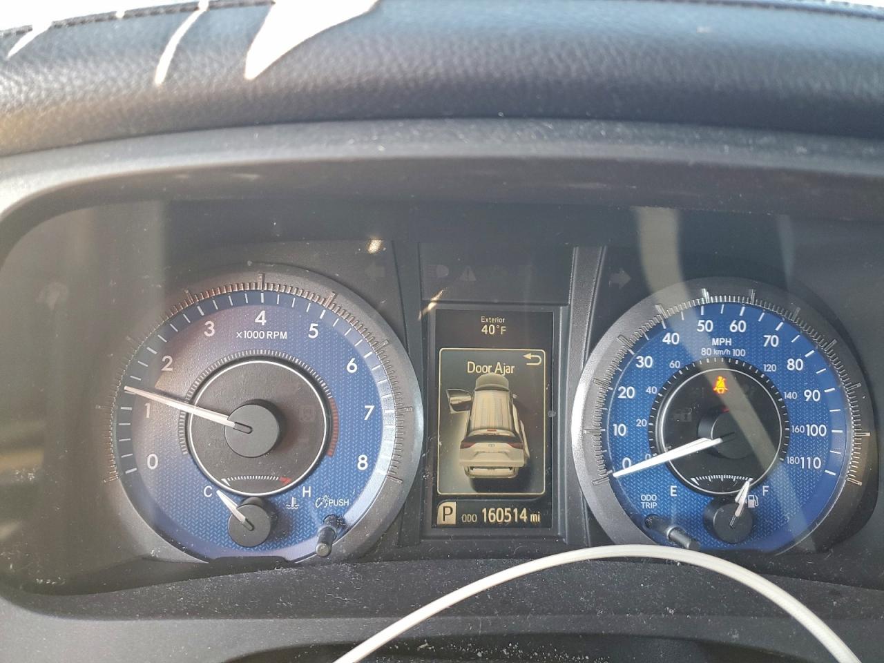 2015 TOYOTA SIENNA XLE photo 9