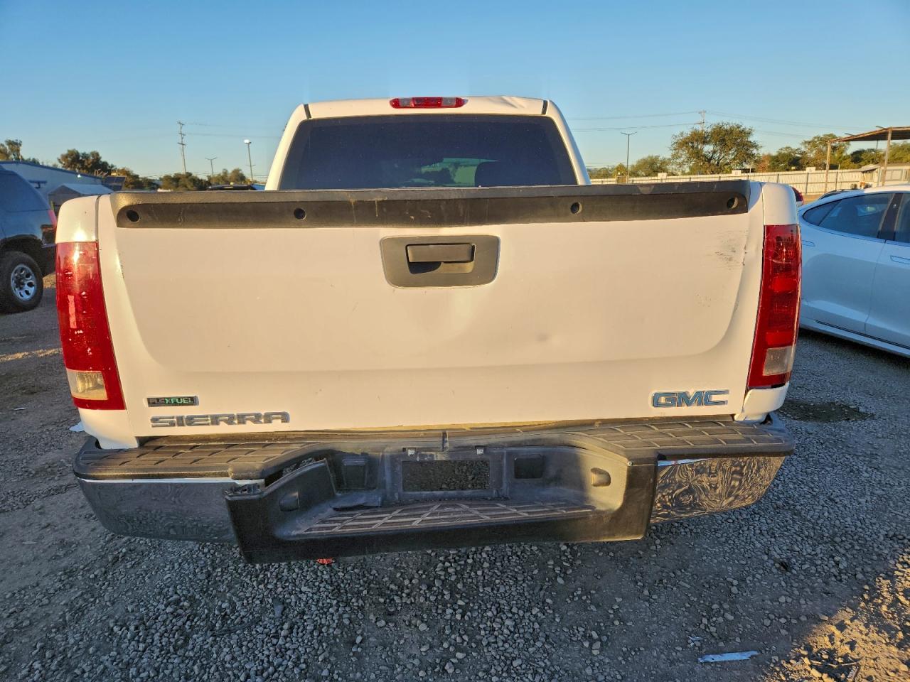 2011 GMC SIERRA C1500 photo 6