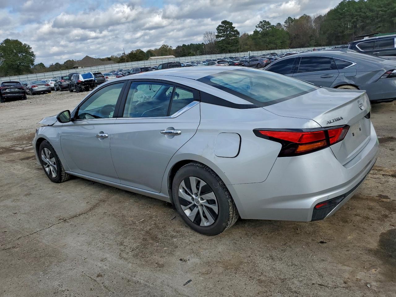 2024 NISSAN ALTIMA 2.5 S photo 2