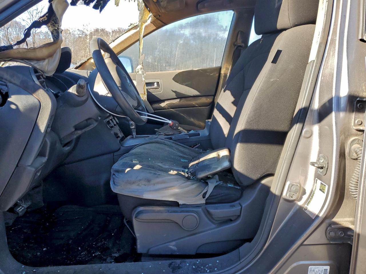 2011 NISSAN ROGUE S photo 7