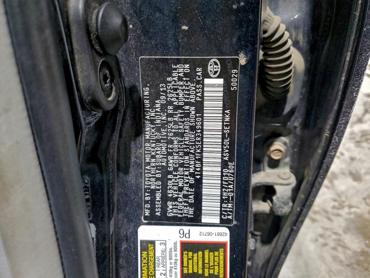 2014 TOYOTA CAMRY L photo 12