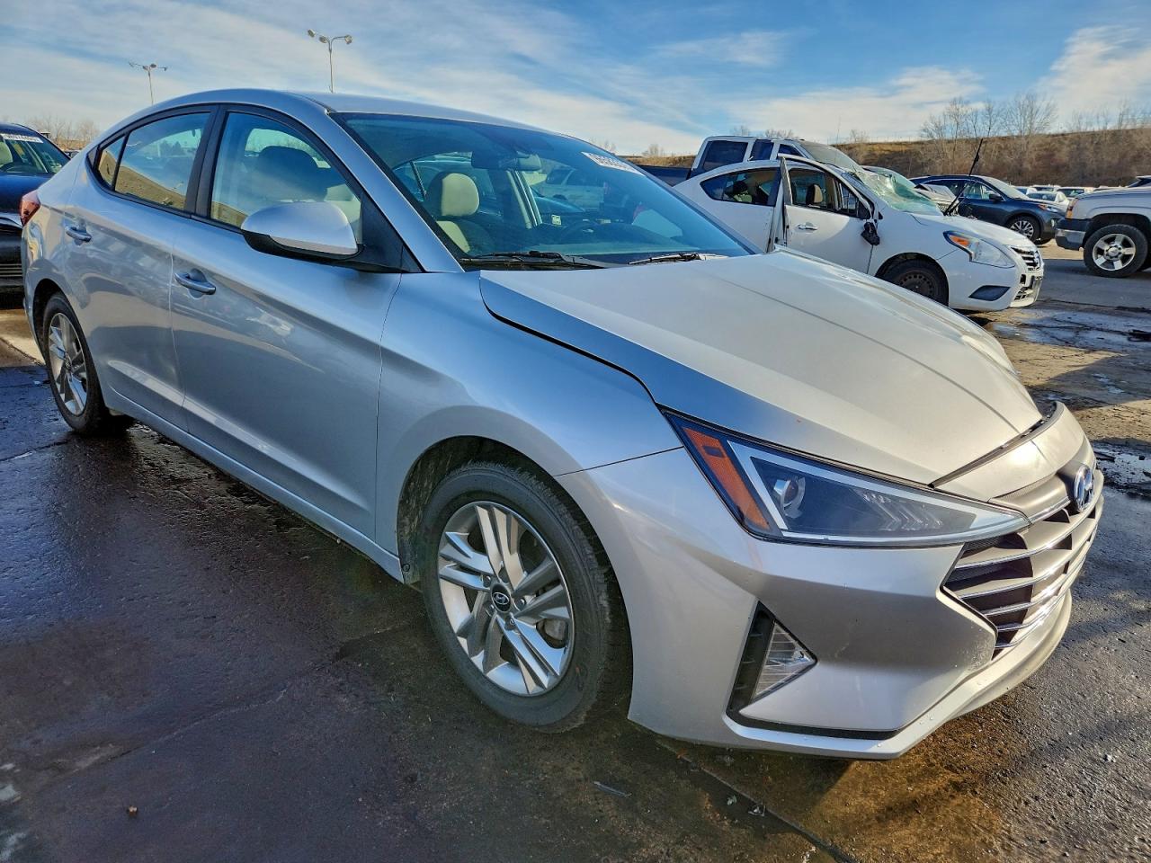 2019 HYUNDAI ELANTRA SEL photo 4