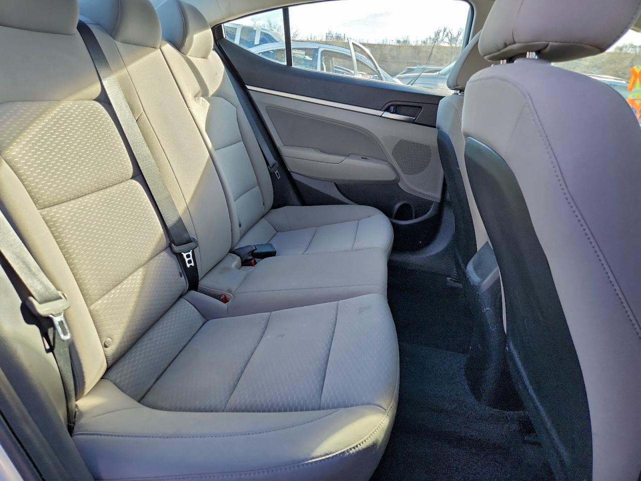 2019 HYUNDAI ELANTRA SEL photo 10