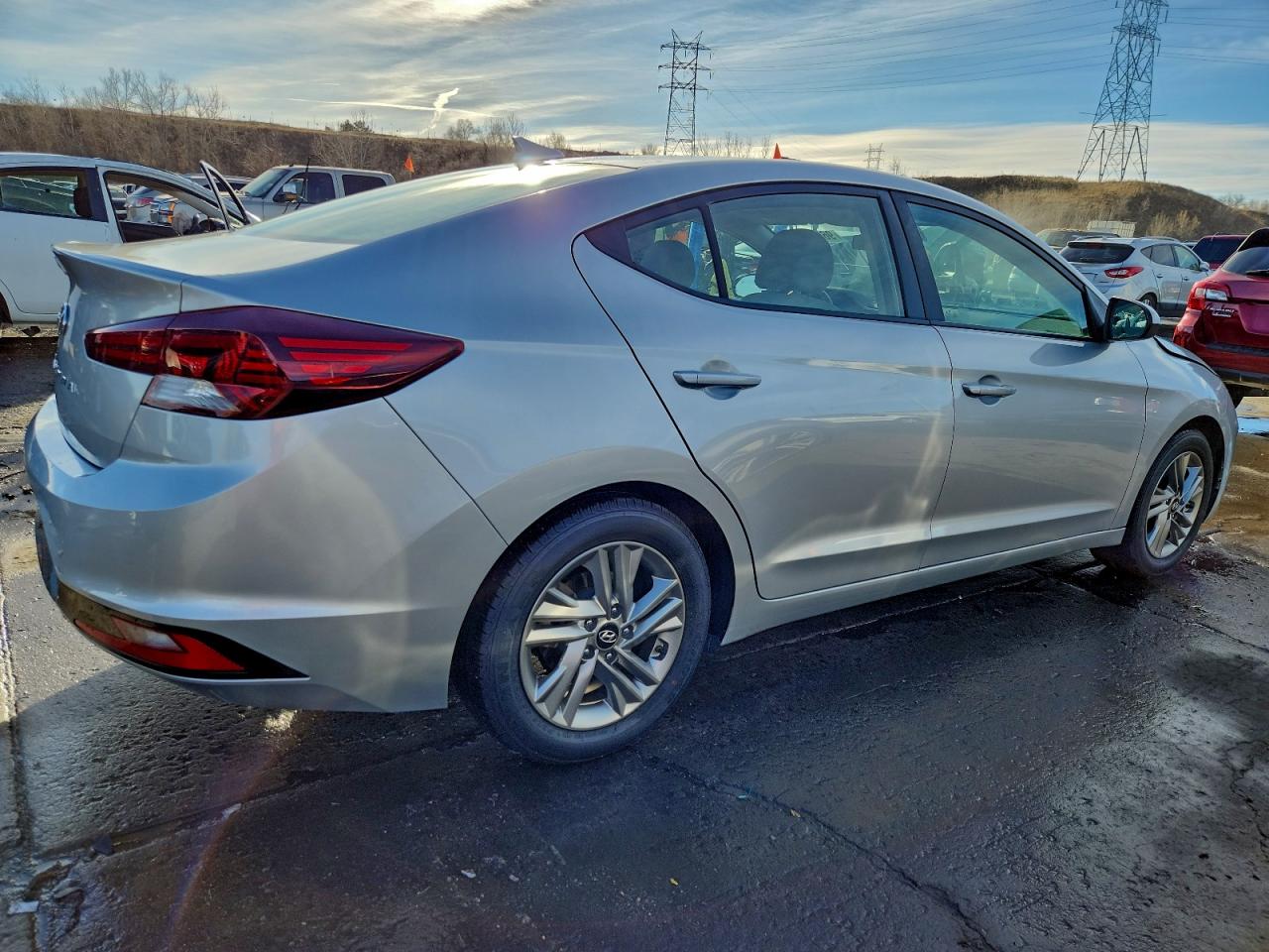 2019 HYUNDAI ELANTRA SEL photo 3