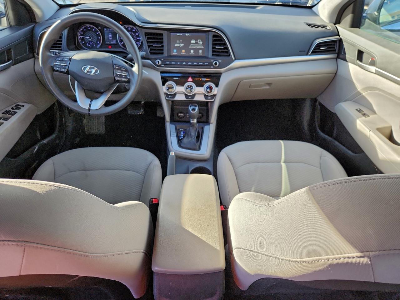 2019 HYUNDAI ELANTRA SEL photo 8