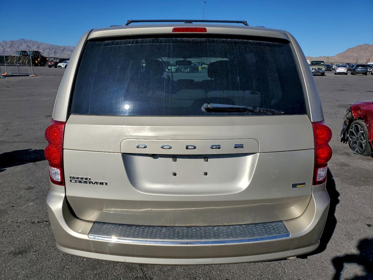 2013 DODGE GRAND CARAVAN SXT photo 6