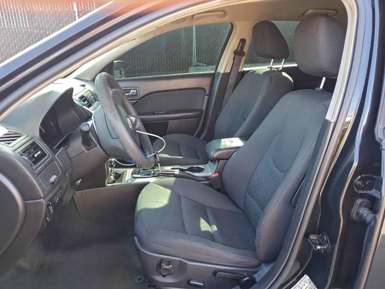 2010 FORD FUSION SE photo 7
