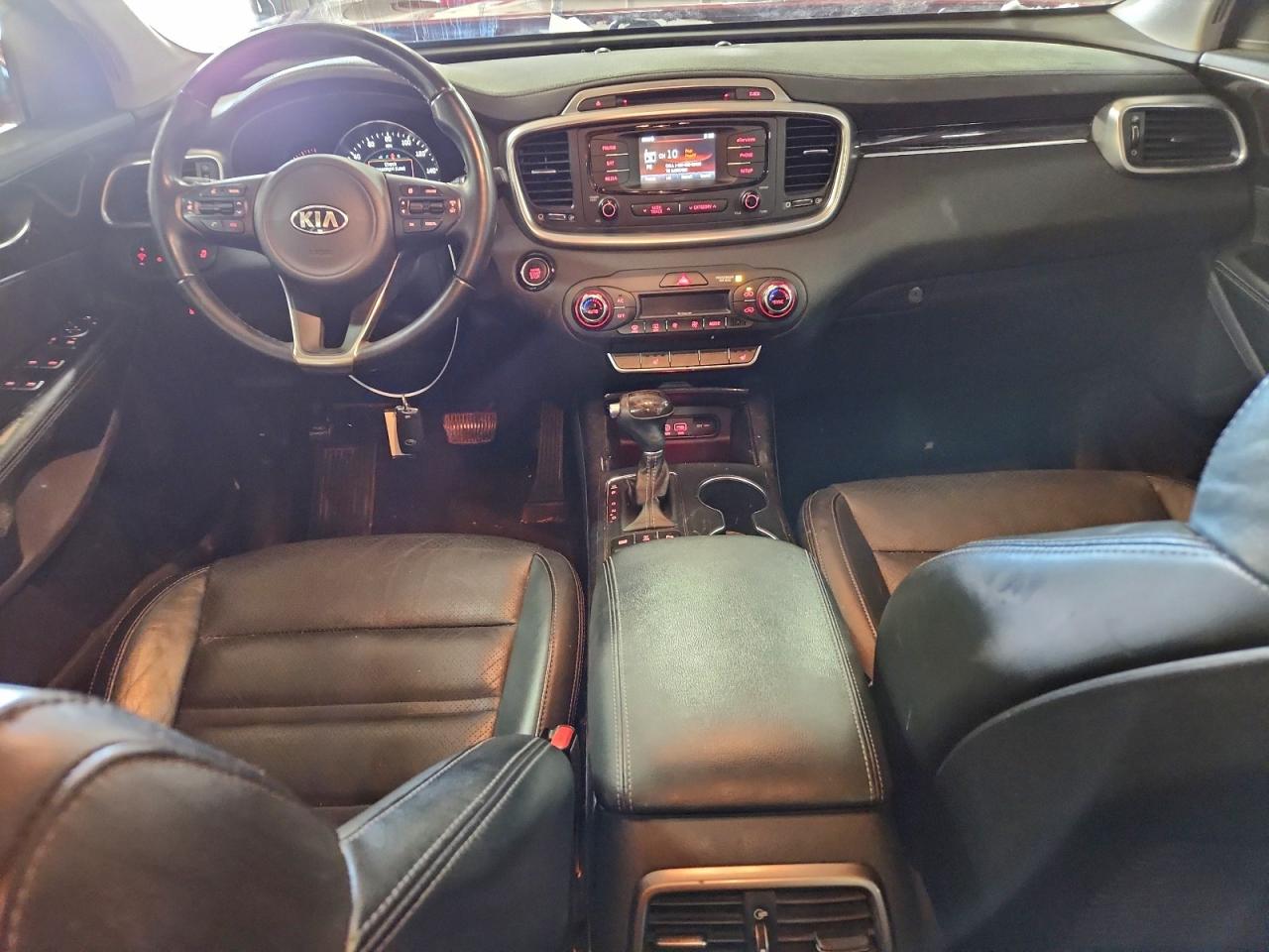 2016 KIA SORENTO EX photo 8