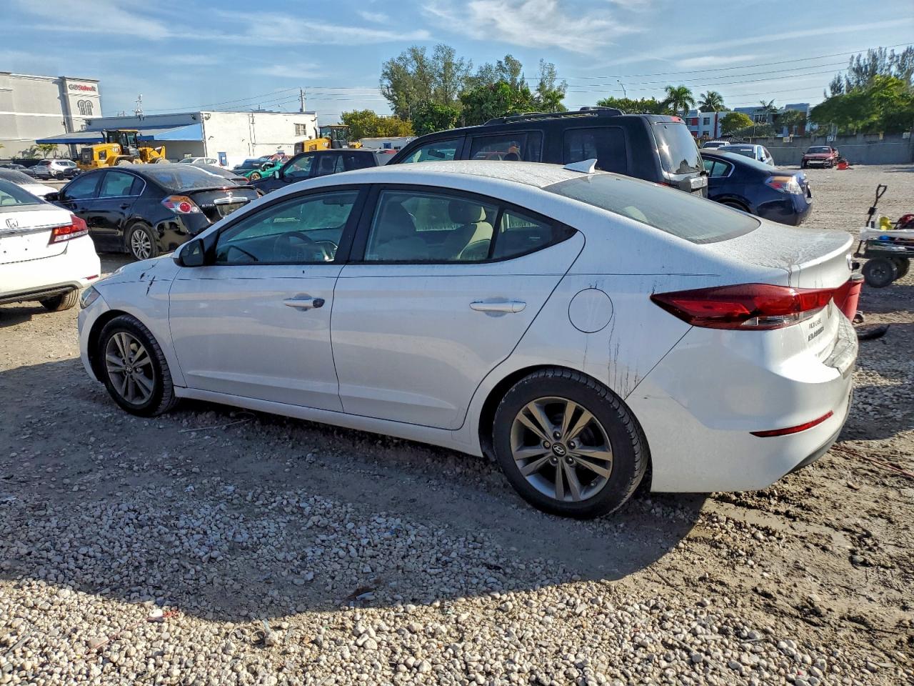 2017 HYUNDAI ELANTRA SE photo 2