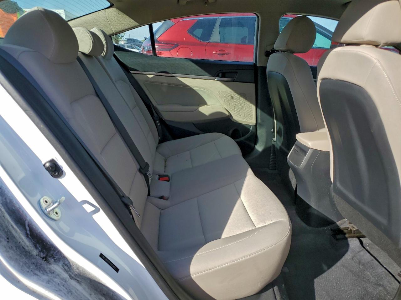 2017 HYUNDAI ELANTRA SE photo 10