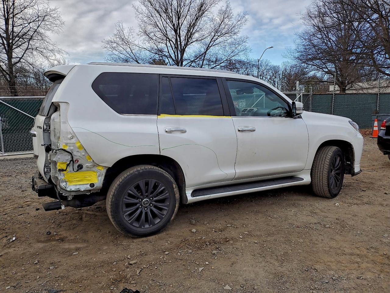 2021 LEXUS GX 460 PREMIUM photo 3