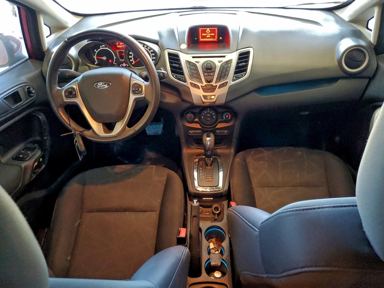 2011 FORD FIESTA SEL photo 8