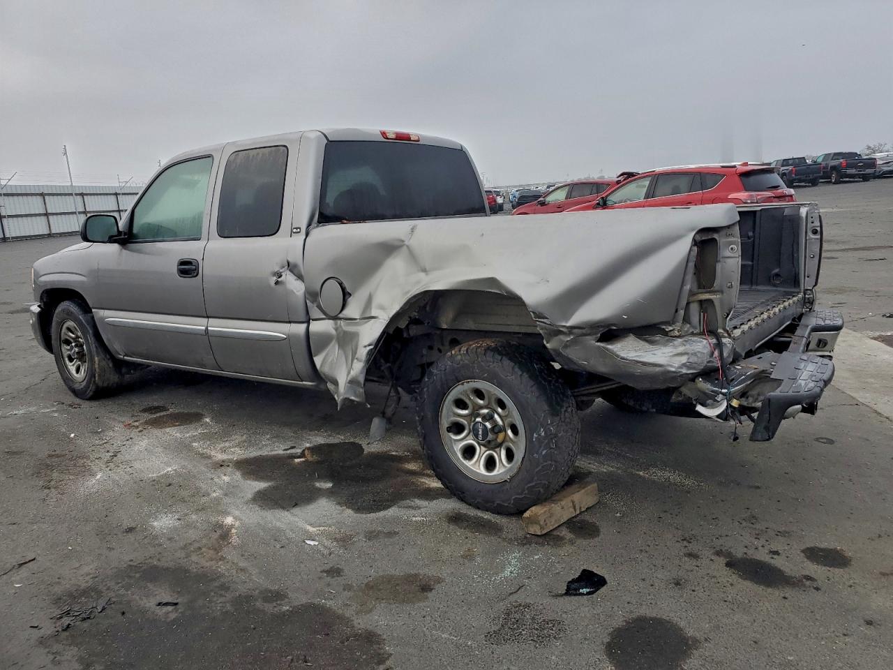 2006 GMC NEW SIERRA C1500 photo 2