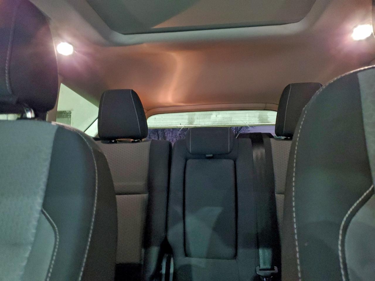 2017 FORD ESCAPE SE photo 10