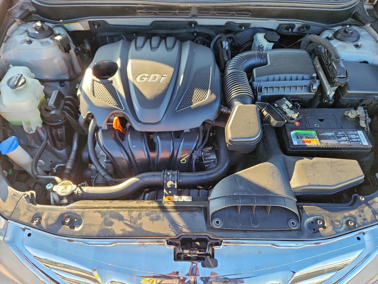 2013 HYUNDAI SONATA SE photo 11