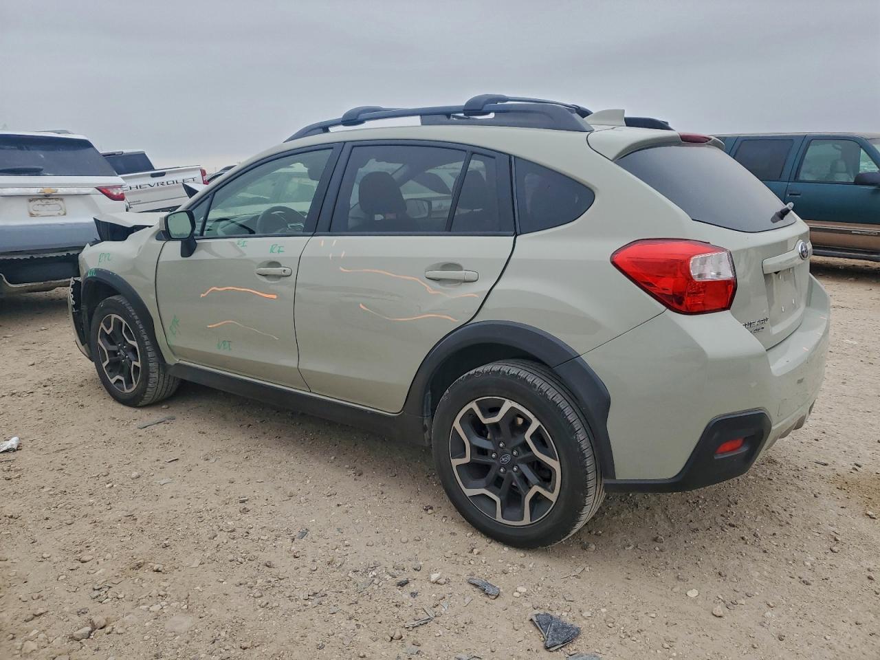 2017 SUBARU CROSSTREK PREMIUM photo 2