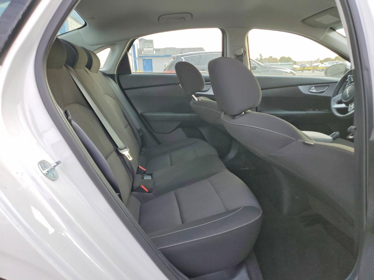 2024 KIA FORTE LX photo 10
