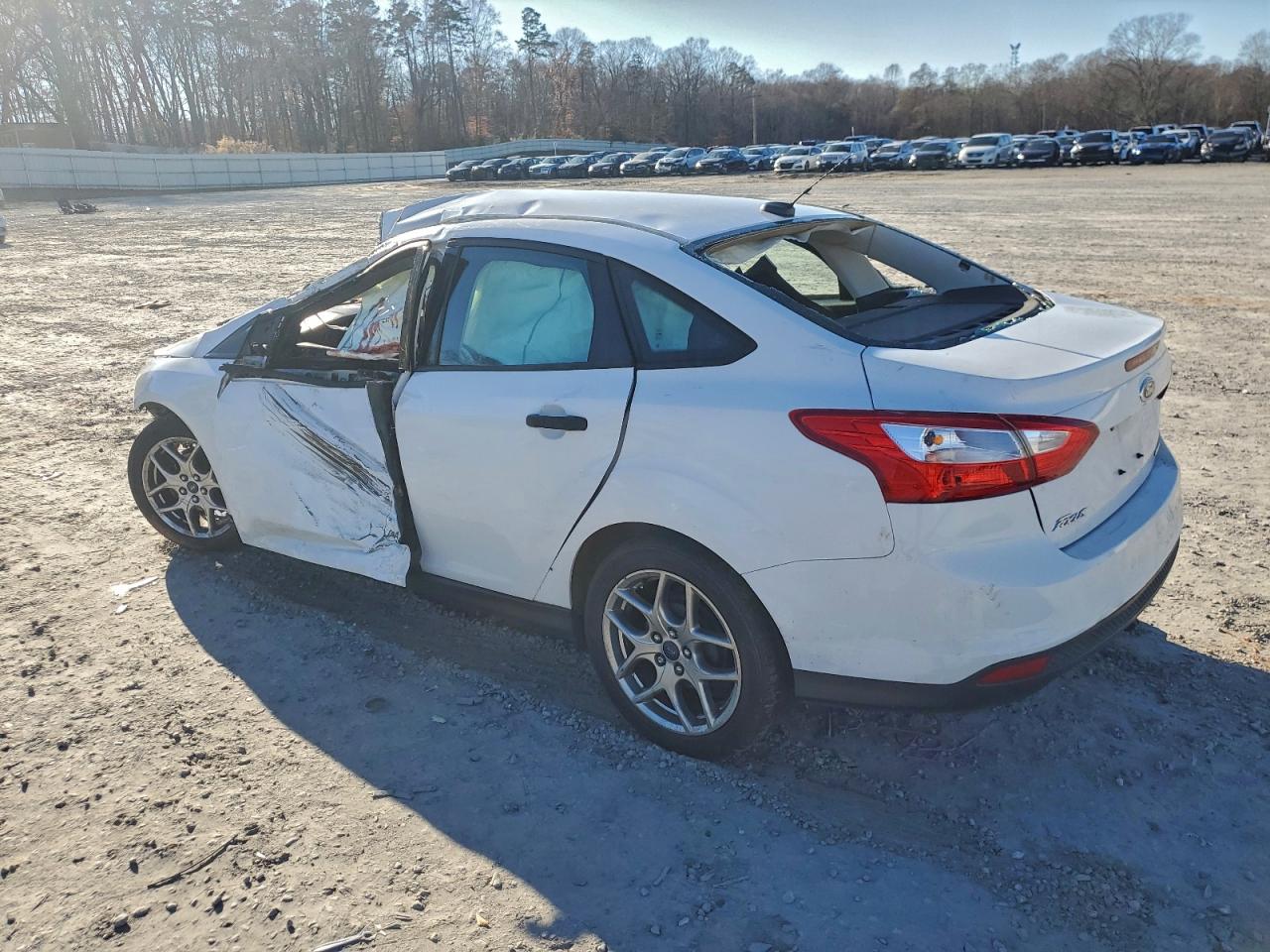 2013 FORD FOCUS S photo 2