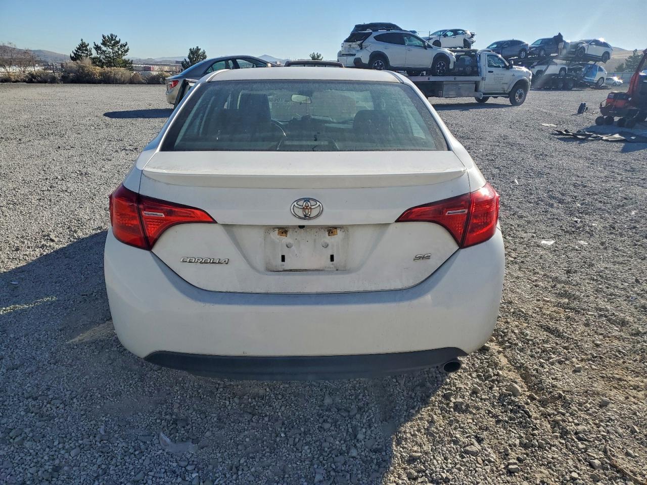 2017 TOYOTA COROLLA L photo 6