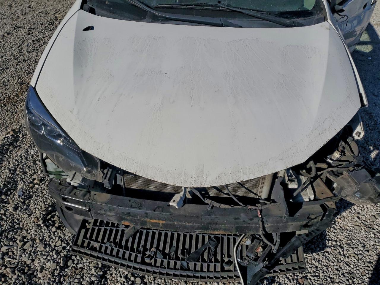 2017 TOYOTA COROLLA L photo 11