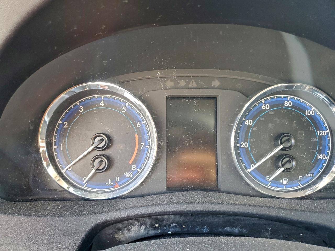 2017 TOYOTA COROLLA L photo 9