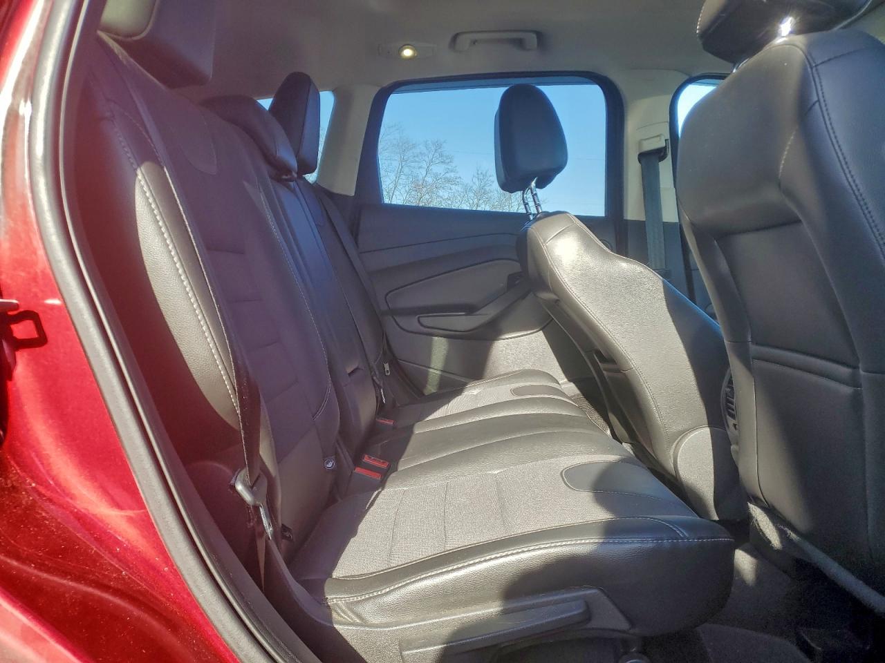 2015 FORD ESCAPE SE photo 11