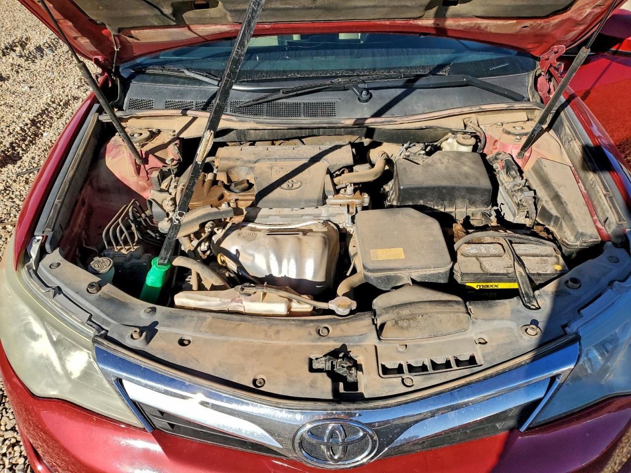 2014 TOYOTA CAMRY LE photo 11