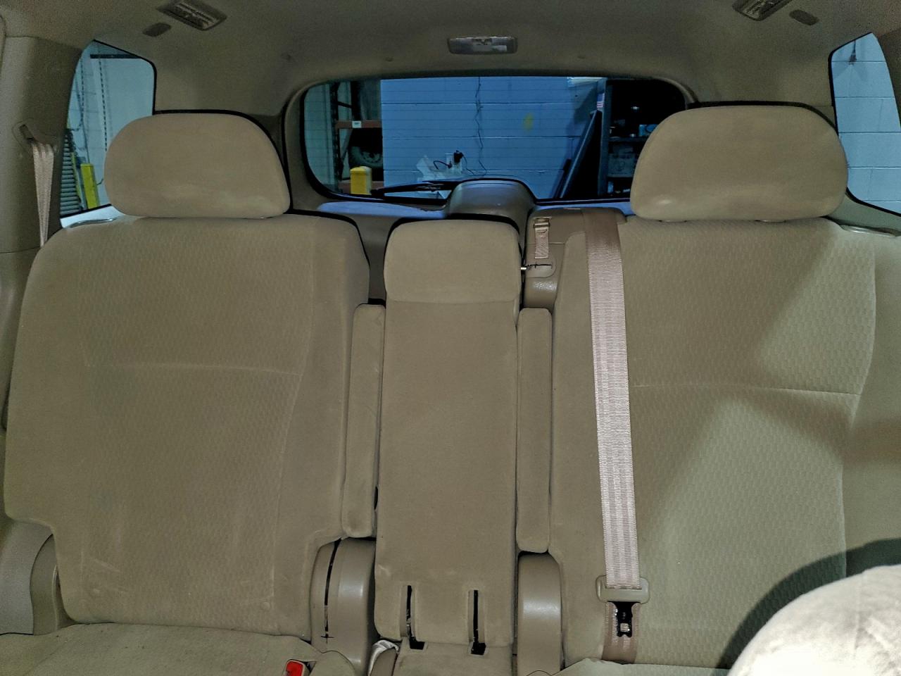 2010 TOYOTA HIGHLANDER photo 10